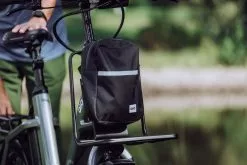 QiO Schultertasche "Pocket Bag Tom" M. Klickfix Adapterplatte -E-Bikes Verkäufe 43c02d