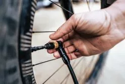 Lezyne Standluftpumpe Gravel Digital Drive -E-Bikes Verkäufe lezyne standluftpumpe gravel digital drive 2