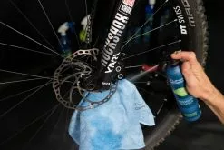 TUNAP Bremsenreiniger, Spray - 300ml 12 TUNAP Bremsenreiniger, Spray - 300ml -E-Bikes Verkäufe ts pflege 73 scaled 1